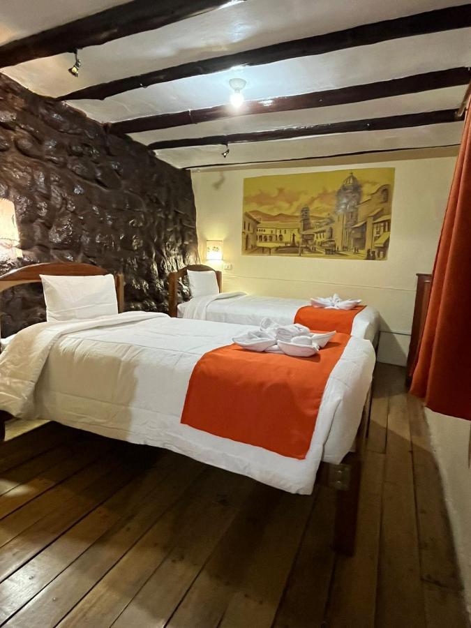Отель Hostal Andenes De Alabado Куско Экстерьер фото