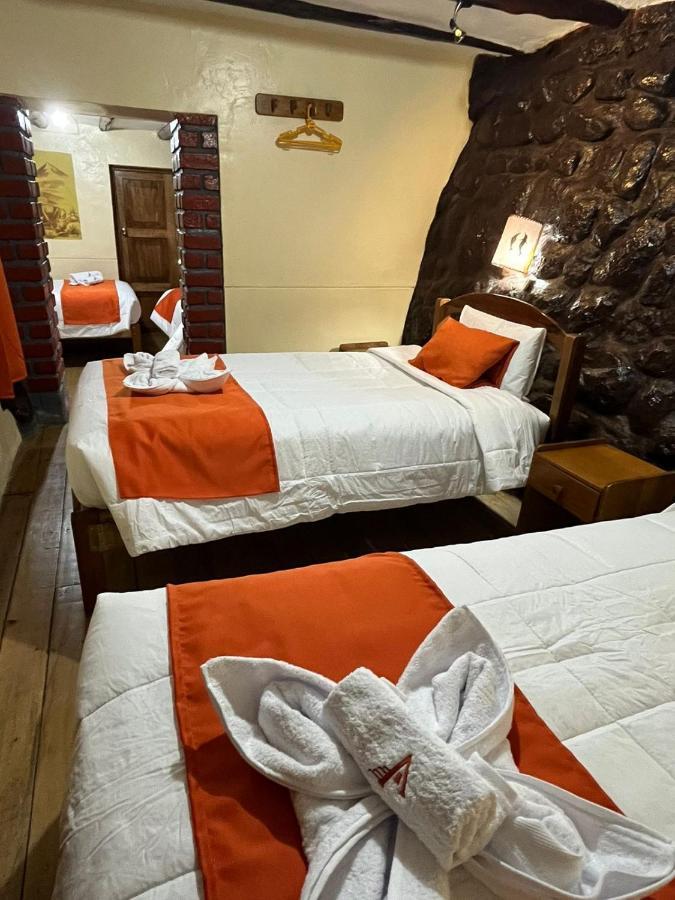 Отель Hostal Andenes De Alabado Куско Экстерьер фото