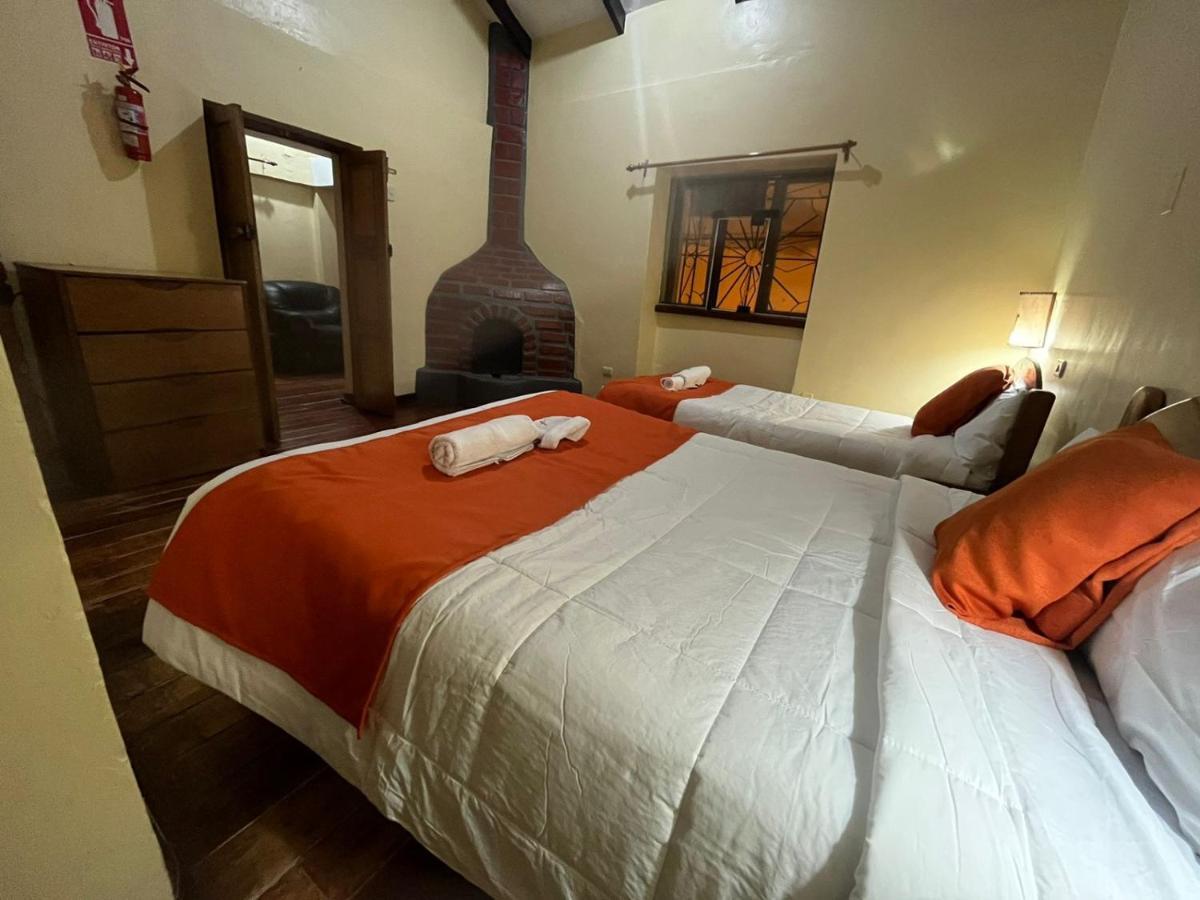Отель Hostal Andenes De Alabado Куско Экстерьер фото