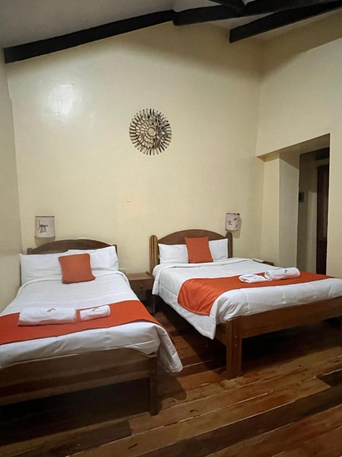 Отель Hostal Andenes De Alabado Куско Экстерьер фото